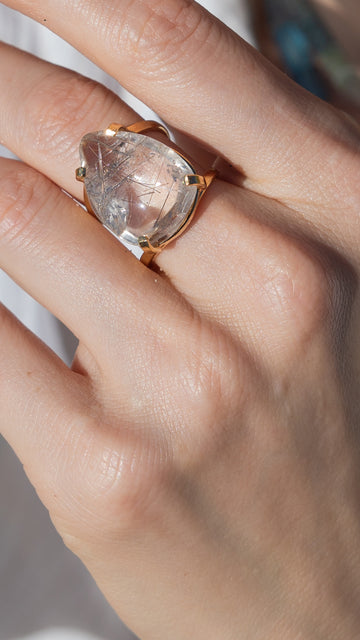 Rutilated quartz teardrop ring