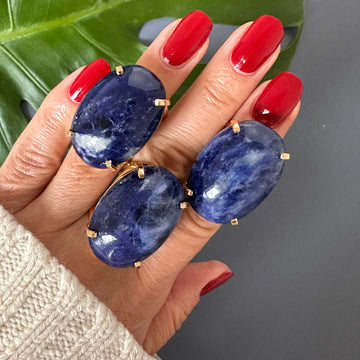 Sodalite oval cabochon ring