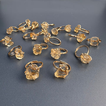 Mini raw citrine gem ring