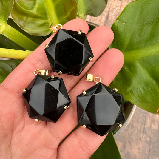 Black onyx hexagon pendant