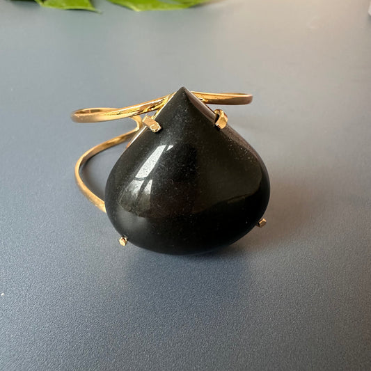 Black onyx chubby teardrop cuff bracelet
