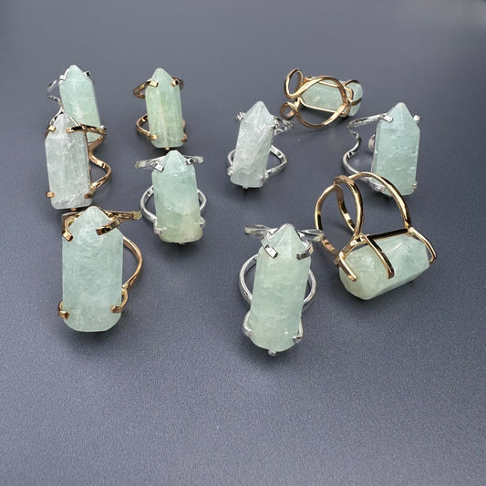 Aquamarine point ring