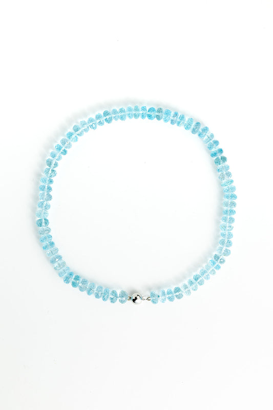 18-Karat White Gold Blue Topaz Necklace