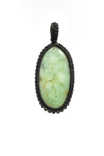 chrysoprase macramé pendant