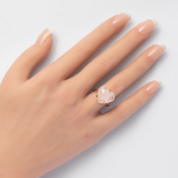 Small rose quartz heart ring
