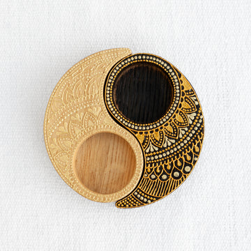 "Mémoire Brodée" tea light candle holder