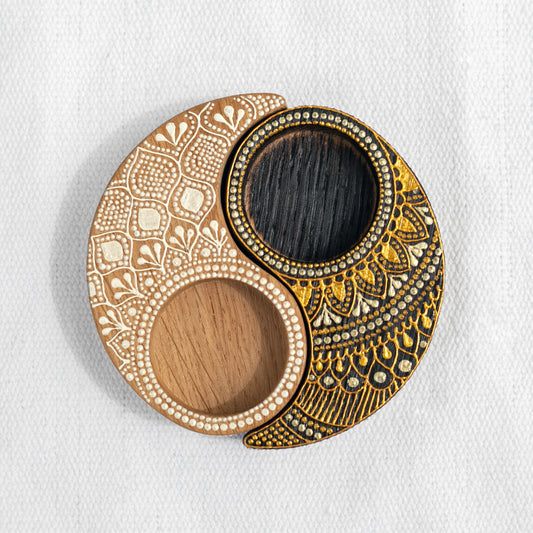 L’Est Sauvage tea light candle holder