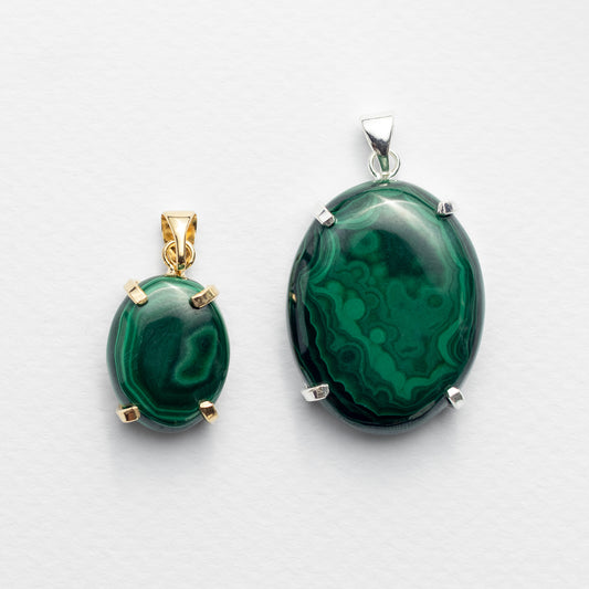Malachite oval cabochon pendant